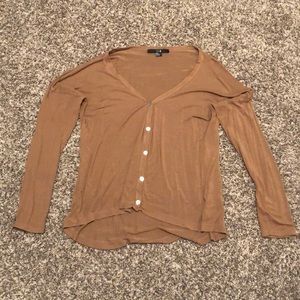 Lightweight button down long sleeve shirt